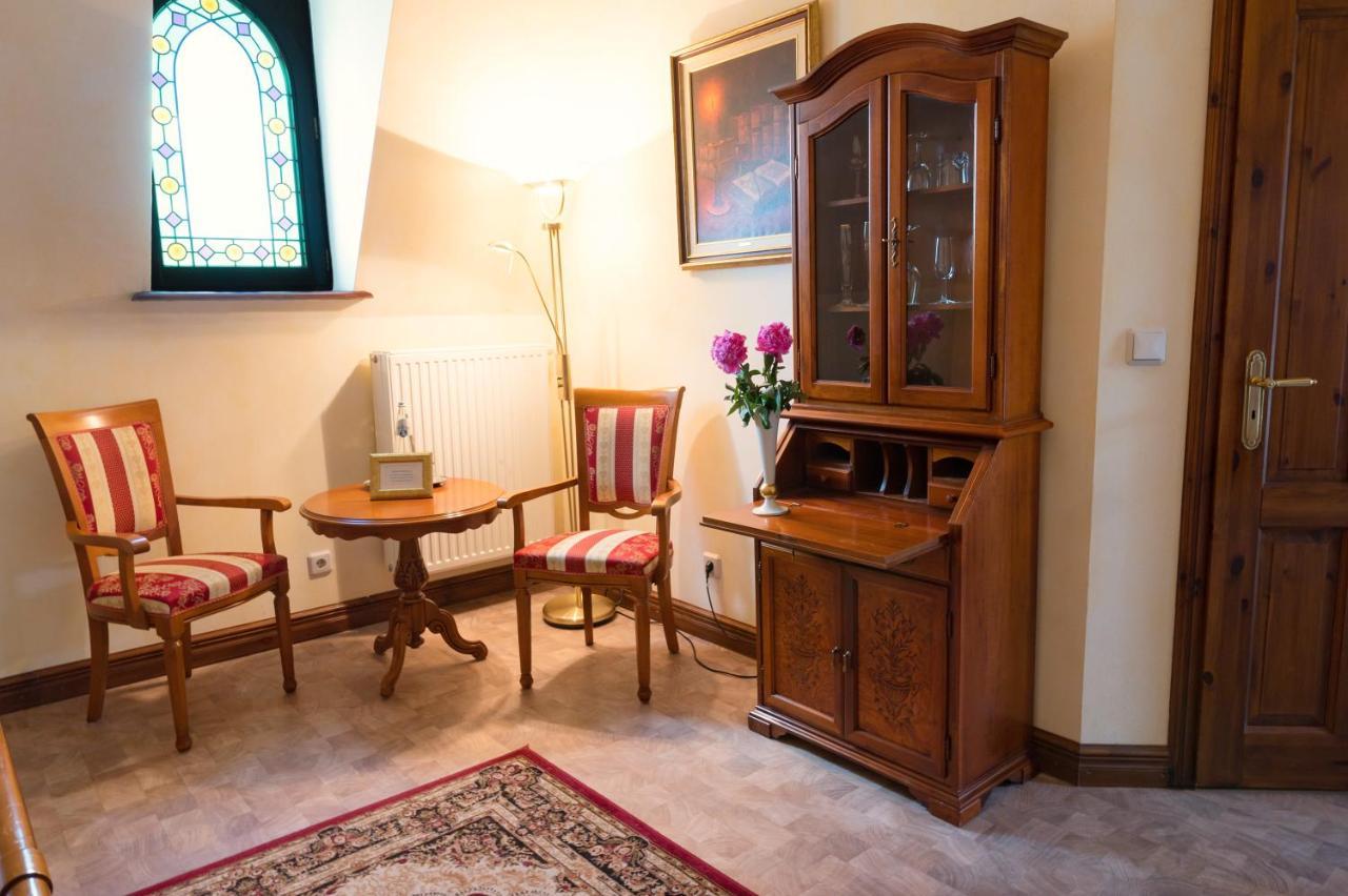 Schlosshotel Zum Markgrafen Quedlinburg Ngoại thất bức ảnh